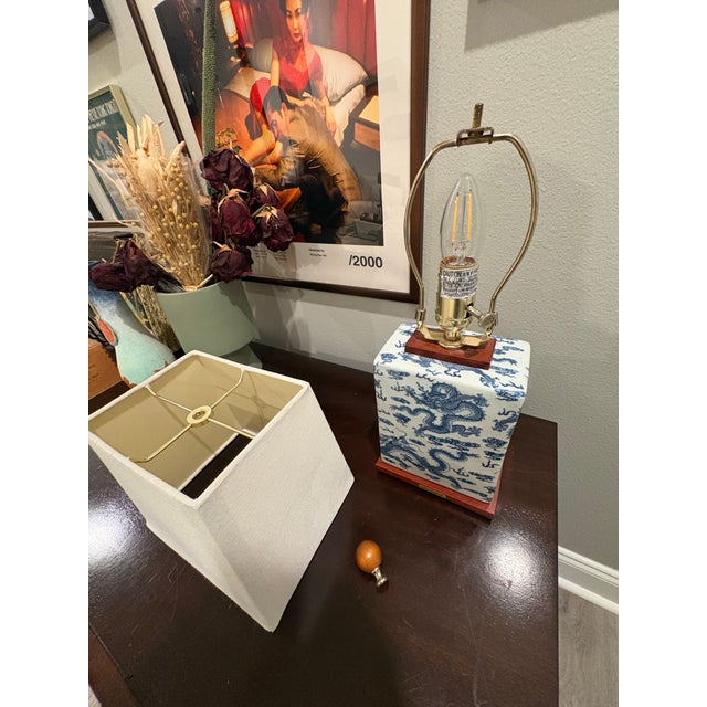 2010s Vintage Ralph Lauren Blue & White Dragon Porcelain Table Lamps – Chinoiserie Hollywood Regency (Pair) For Sale - Image 5 of 6