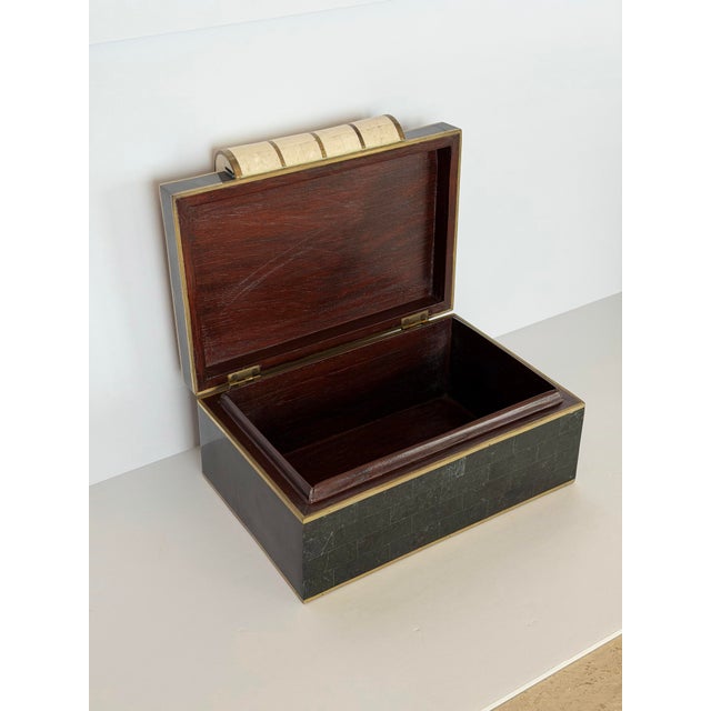 1980s Vintage Maitland Smith Tessellated Black & Beige Stone Brass Rectangular Box For Sale In Detroit - Image 6 of 10