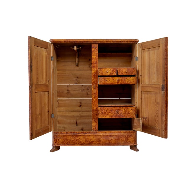 19th Century Swedish Traditional Ragwork Pine Cupboard, 1860 For Sale - Image 4 of 13