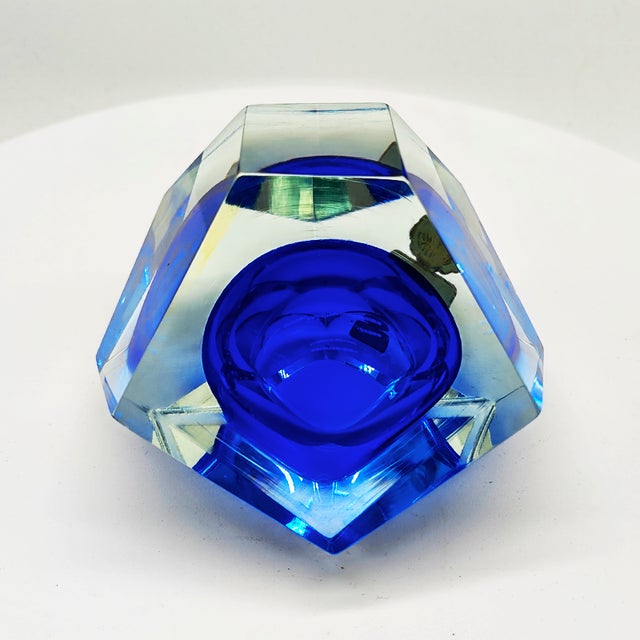 Large Vintage Ashtray in Hand-Cut Murano Glass by Flavio Poli for Seguso, 1960s For Sale - Image 9 of 10