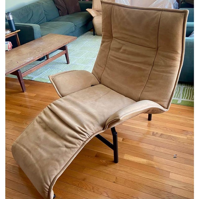 Vico Magistretti 1980s Cassina Chair by Vico Magistretti “ Veranda Chair” Leather Lounger For Sale - Image 4 of 10