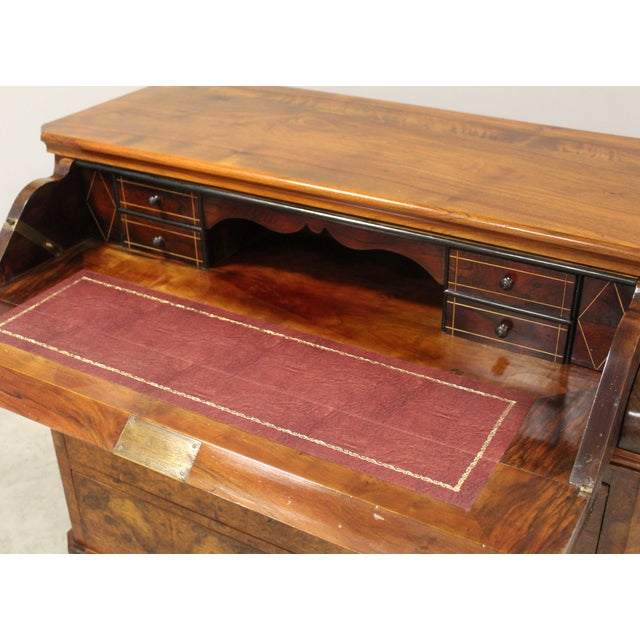 Walnut Drop-Leaf Chest of Drawers, 19th Century For Sale - Image 13 of 18