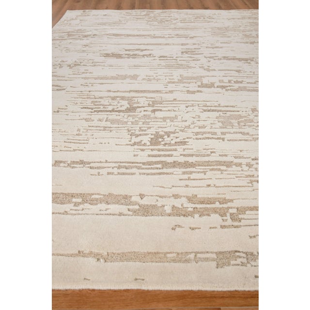 Transitional Exquisite Rugs Platinum Hand-Knotted New Zealand Wool & Nettle Fiber Light Beige Rug-8'X10' For Sale - Image 3 of 8