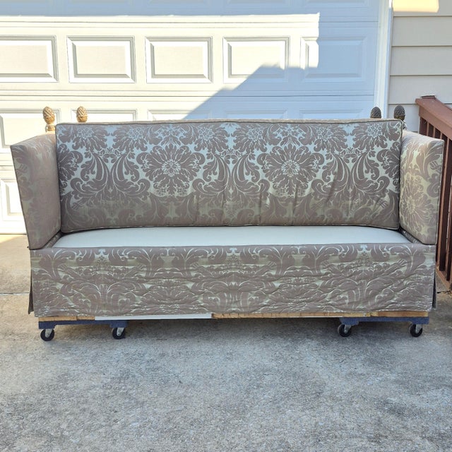 Vintage George Smith Style Silk Damask Knole Sofa 81” Long With Hinged Sides Pineapple Finials Down Cushions For Sale - Image 14 of 17