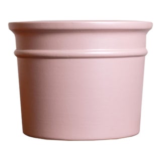 Vintage Gainey Ceramics Az-10 Azalea Planter in Mauve, California Modern For Sale
