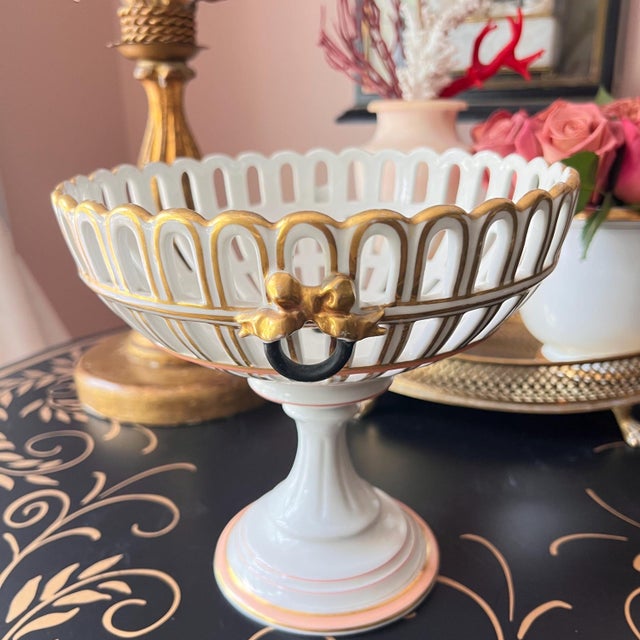 Antique Old Paris porcelain reticulated compote with gold bow and black ring detail // French porcelain // gilt accents // tazza // elegant For Sale - Image 9 of 12