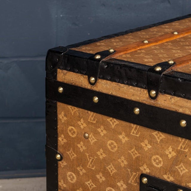 Antique French Malle Haute Trunk in Woven Canvas from Louis Vuitton, 1900 For Sale - Image 16 of 18