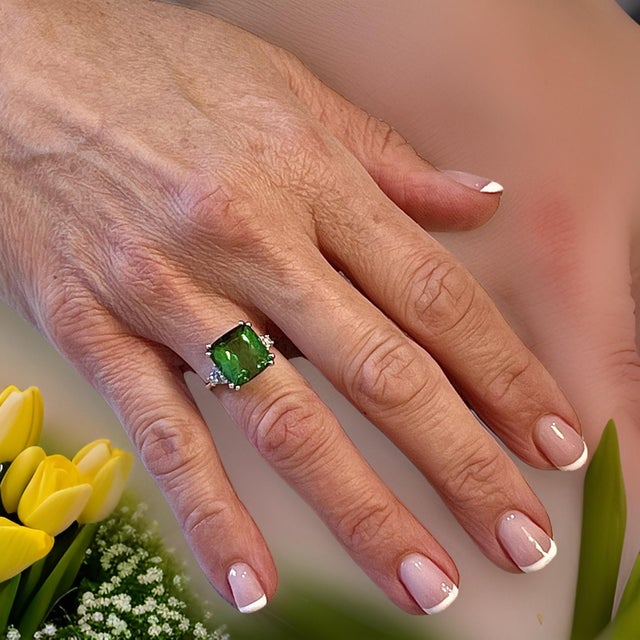 2010s Natural Tourmaline Diamond Ring 7 14k WG 8.27 TCW Certified For Sale - Image 5 of 12