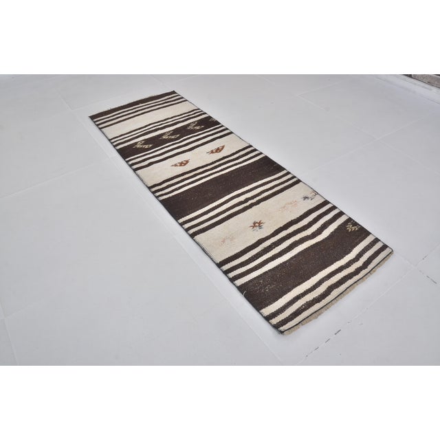 1960s Vintage Handwoven Hemp Rug For Sale - Image 5 of 8