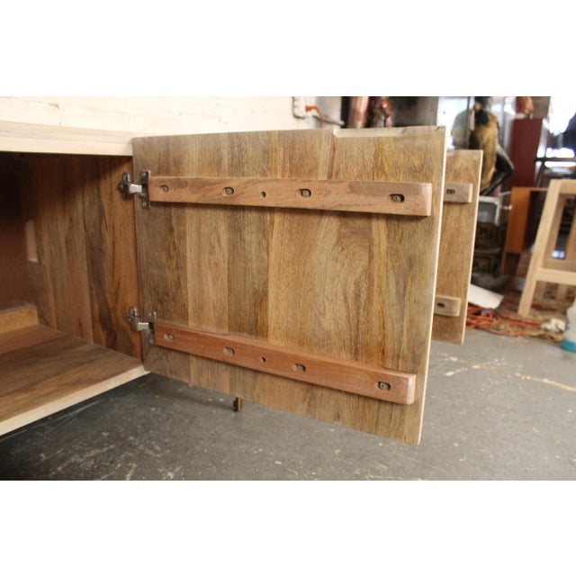 Late 20th Century Brutalist Media Cabinet For Sale In New York - Image 6 of 8