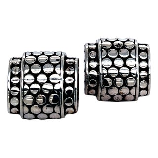1990s Pair of John Hardy Estate Mens Dot Cufflinks Sterling Silver For Sale