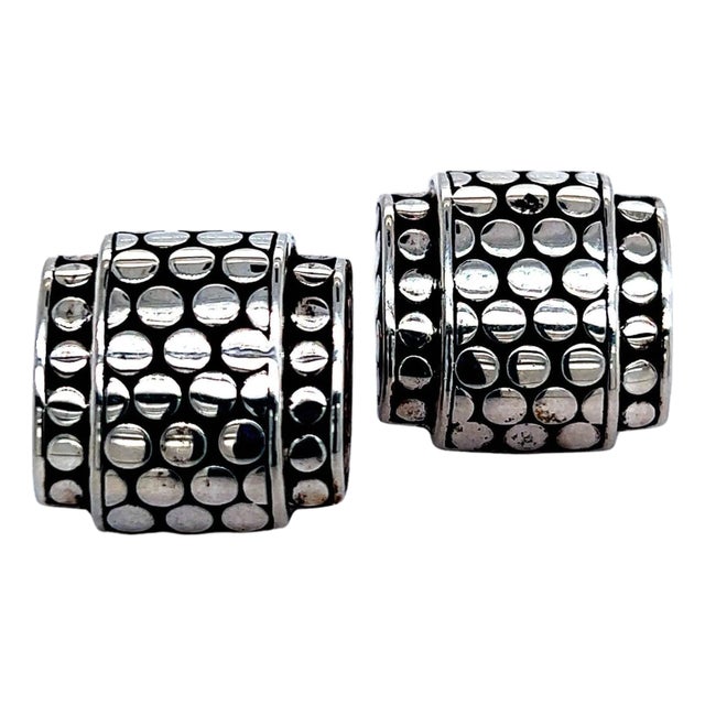 1990s Pair of John Hardy Estate Mens Dot Cufflinks Sterling Silver For Sale