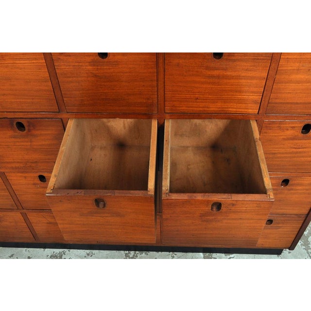 Vintage Chest of Drawers in Mahogany, 1930s For Sale - Image 9 of 10