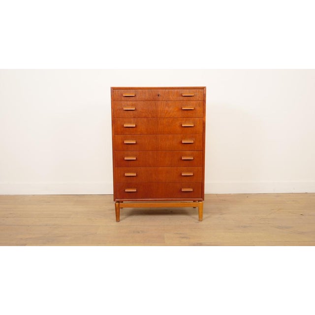 Vintage Chest of Drawers in Teak, 1950s For Sale - Image 13 of 13