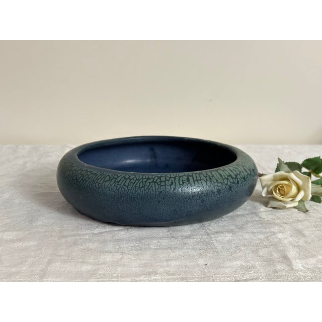 Green 1910s Arts & Crafts Hampshire Pottery Blue & Green Matte "Peacock" Glaze Bulb Bowl For Sale - Image 8 of 17