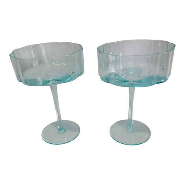 Vintage Mid-Century Modern Scallop Flower Powder Blue Cocktail Dessert Glasses- a Pair For Sale