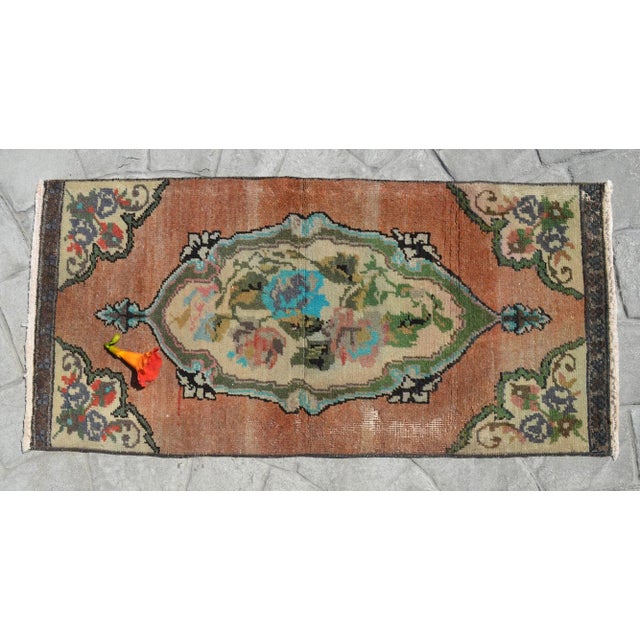 Mid-Century Modern Hand Knotted Small Oushak Rug Mat Faded Petite Rug 1'5" X 2'11" For Sale - Image 3 of 5