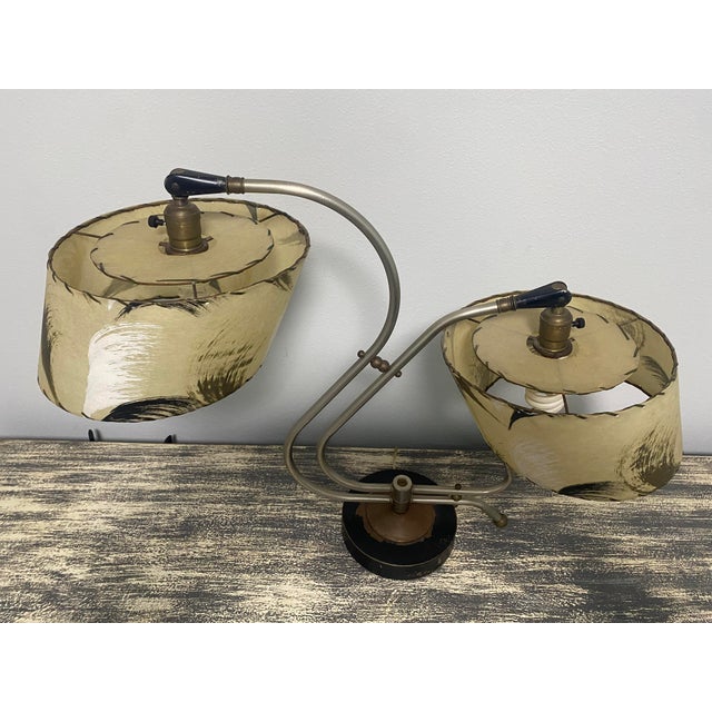 1950s Atomic Dual-Arm Table Lamp With Fiberglass Shades, Attributed to Majestic For Sale In Tampa - Image 6 of 10