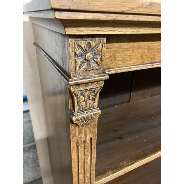 English Victorian Oak Bookcase, 1890s For Sale - Image 3 of 6