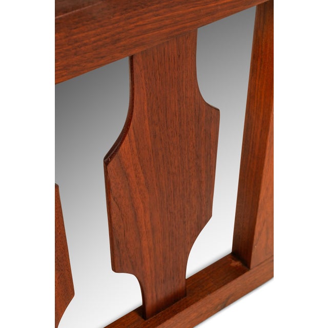 Mid-Century Modern Sculptural Coffee Table in Walnut W/ Glass Top Attributed to Adrian Pearsall for Craft Associates, Usa, C. 1960s For Sale - Image 13 of 14