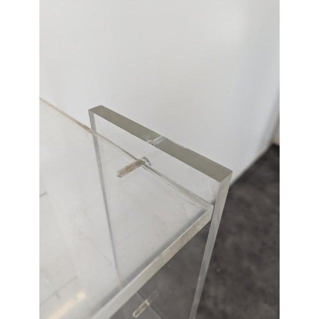Rolling Acrylic Glass Shelf from Marais International, 1970s For Sale - Image 4 of 6