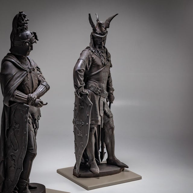 German Artist, Heroes of the Nibelungenlied, Cast Iron, Late 19th Century, Set of 2 For Sale - Image 9 of 15
