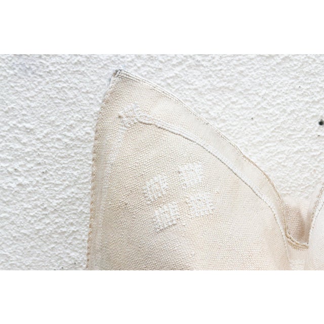 White Patina Silk Rug Pillow For Sale In Los Angeles - Image 6 of 8