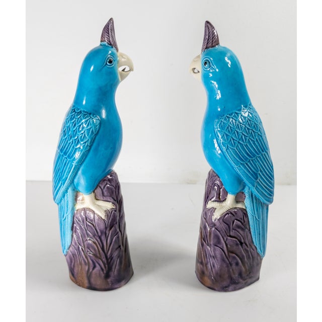 20th Century Pair of Chinese Chinoiserie Turquoise Blue and Purple Parrot Figures For Sale - Image 4 of 13