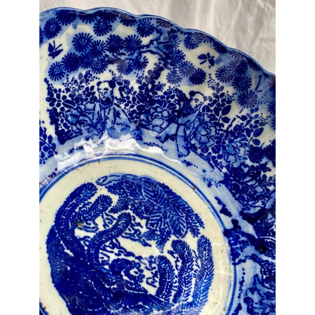 Late Qing Chinese Blue & White Porcelain Phoenix Bowl – 9.5” Scalloped Rim – Hand Painted, C. 1875–1908 For Sale In San Francisco - Image 6 of 15
