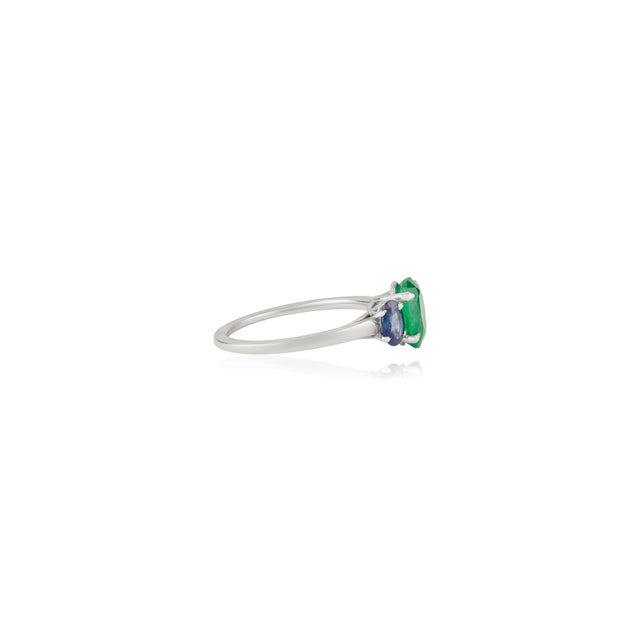 Not Yet Made - Made To Order Classic Oval Cut Emerald Blue Sapphire Trinity Ring Size 5 in 14k White Gold For Sale - Image 5 of 14