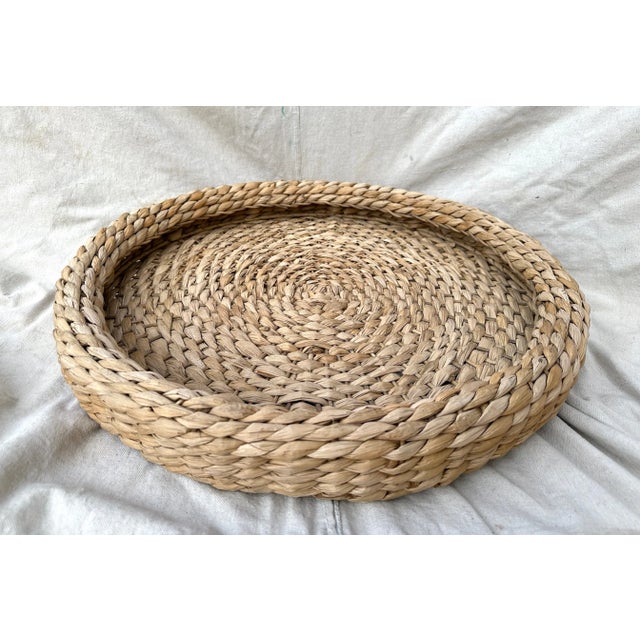 Farmhouse Vintage Hand Woven Seagrass Serving Tray For Sale - Image 3 of 5