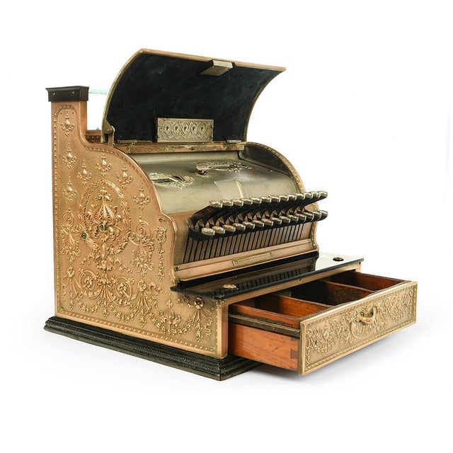 National Fund of Dayton in Ohio. Old cash register fully restored by our craftsmen. Has the inscriptions "" National Cash...