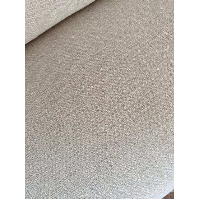 Fremarc Os De Mouton Banquette in De Le Cuona Linen Fabric For Sale - Image 4 of 5