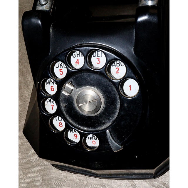 1930's original Bakelite Automatic Electric Monophone. All original with chrome bands and rubber bumper. Nice condition, a...