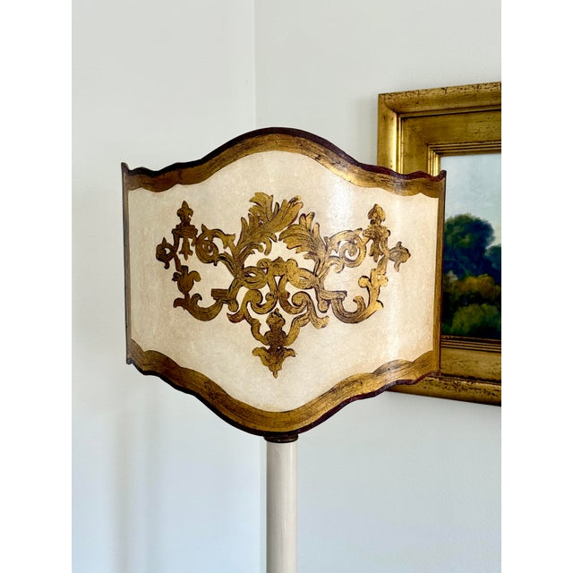 French Provincial Early 20th Century European Altar Stick Table Lamp With Gilt Shade For Sale - Image 3 of 6