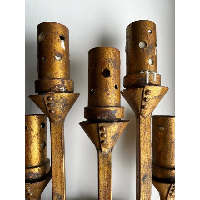 Mid 20th Century Brutalist Wrought Iron Spanish Wall Sconce in Gilt Tole For Sale - Image 5 of 11