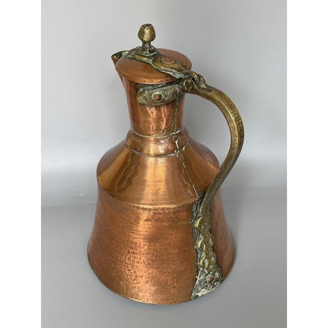 Georgian Hand-Hammered Copper Pitcher with Hinged Lid and Brass Mounts, 1800s For Sale - Image 17 of 18