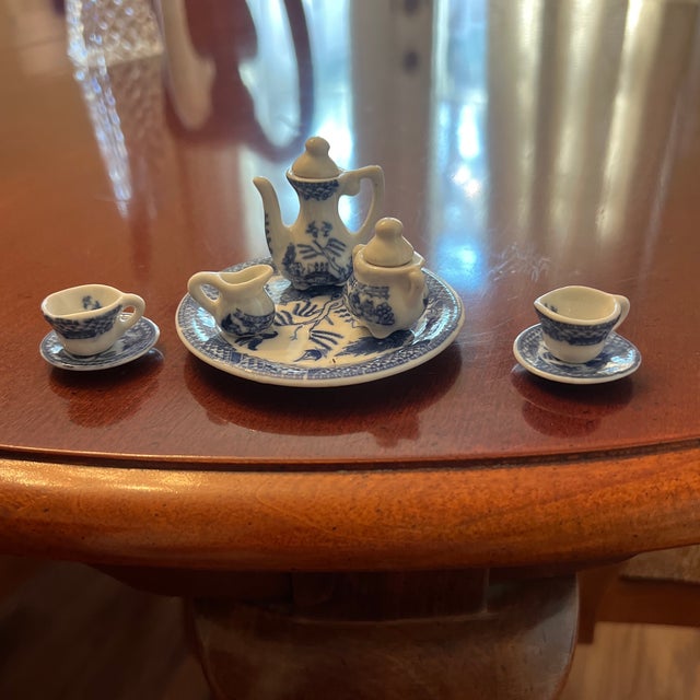 Spode 1980s Attributed to Spode Miniature Tea Set - Set of 8 For Sale - Image 4 of 4