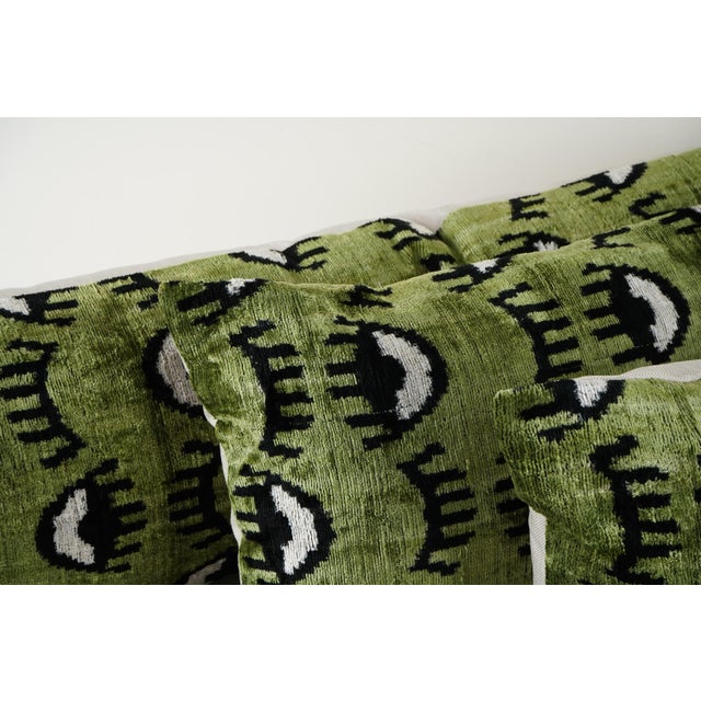 1990s Green Silk Ikat Velvet Eye Bench Pillow Case - Set of Three For Sale - Image 5 of 12