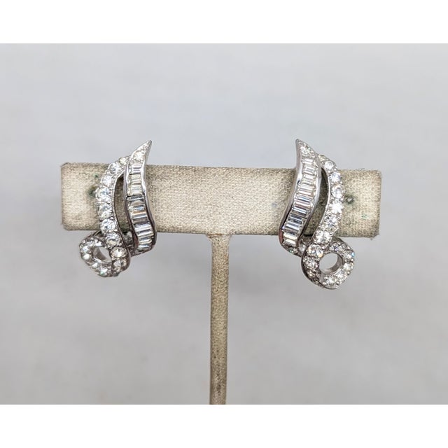Kramer Vintage 1960s Signed Kramer Rhodium Plated Clear Rhinestone Clip Earrings-2 Pieces For Sale - Image 4 of 7