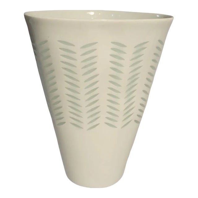 1960s Friedl Holzer-Kjellverg White Scandinavian Rice Grain Vase For Sale