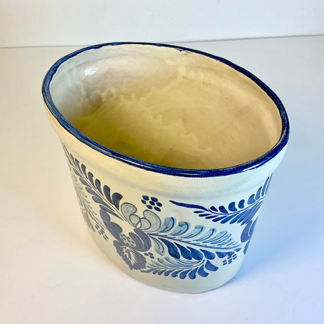 Navy Blue Early 1900s Antique Boho Chic Rustic European Faience Delft Crock Vessel. For Sale - Image 8 of 13