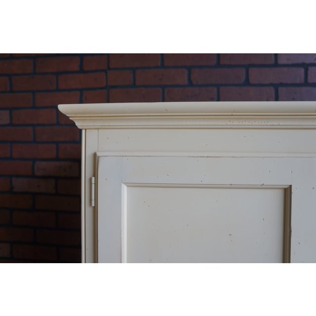 Farmhouse Ethan Allen Country Crossings Door Chest For Sale - Image 3 of 9