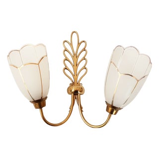 Large Vintage Leaf Wall Light in Gilded Brass and Glass, 1950s For Sale