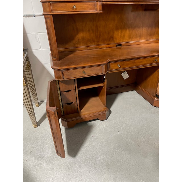 Sligh-Lowry Furniture Co. Mahogany Office Credenza For Sale - Image 4 of 15