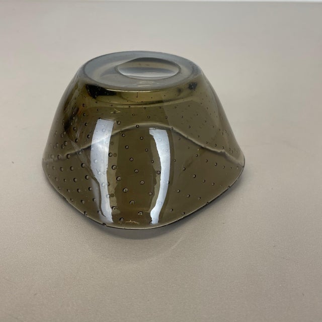 Green Glass Bullicante Bowl or Ashtray attributed to Venini, Italy, 1970s For Sale - Image 17 of 18