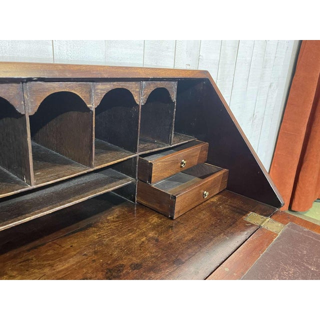 19th Century Georgian English Slant-Back Desk in Mahogany and Oak For Sale - Image 12 of 18