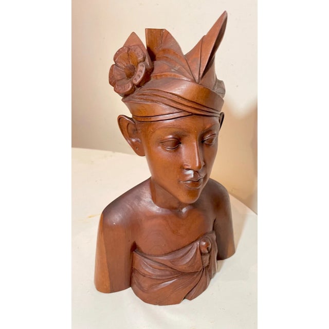 1930s Carved Balinese Indonesian Bali Woman Lady Bust Wood Carving Sculpture For Sale In New York - Image 6 of 13