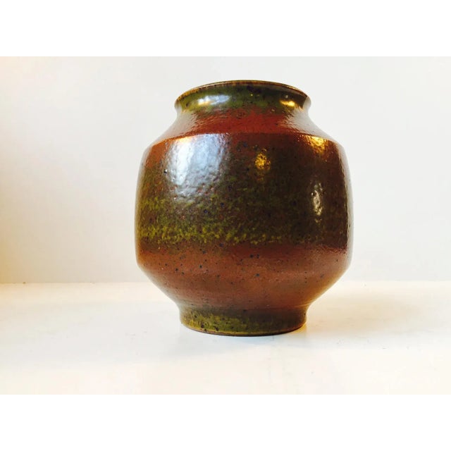 1950s Solfatara Glazed Stoneware Vase by Marianne Starck for Michael Andersen & Son, 1950s For Sale - Image 5 of 7