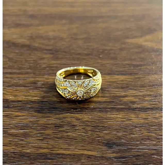 Edwardian Style Diamond Bezel Filigree 14k Yellow Gold Vintage Details Band Ring For Sale In Washington DC - Image 6 of 11
